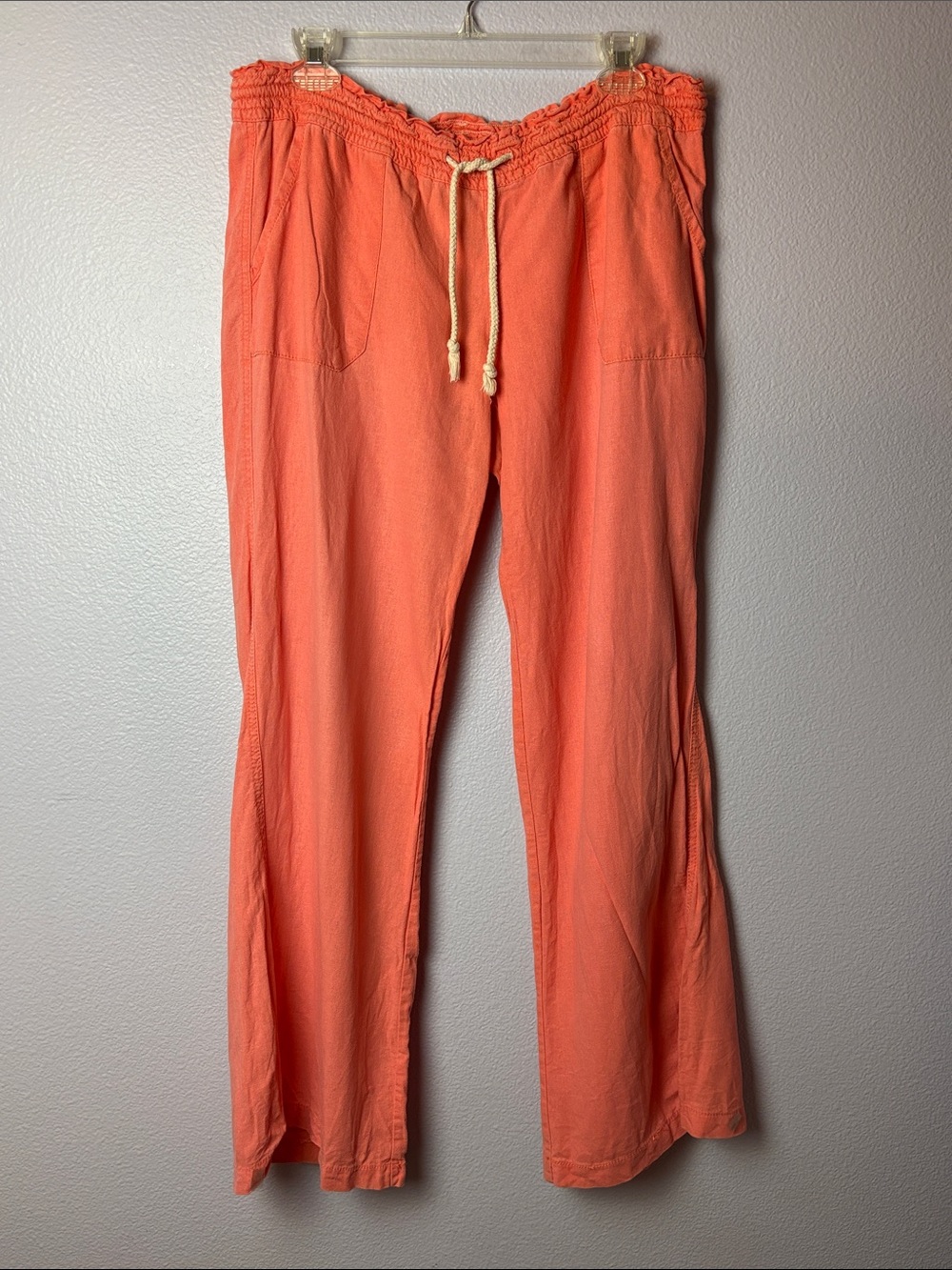 Kiss & Cry Casual Drawstring Linen-Blend Beach Pants in Peachy Coral - Picture 5 of 9
